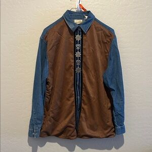 Wrangler Blue and Brown Button Down Shirt